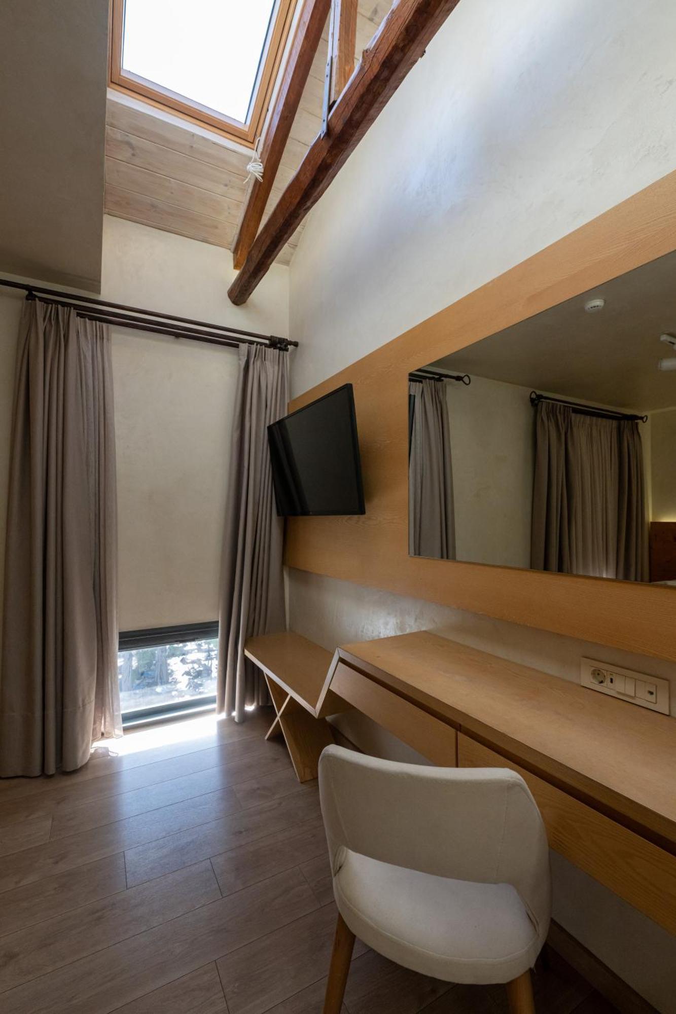 Panellinion Luxury Rooms กาลามาตา ภายนอก รูปภาพ